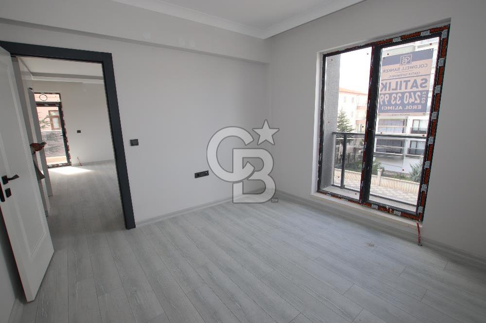 Pursaklar Saray Cadde Üzeri 2.Kat 70 m2 2+1 Satılık Daire