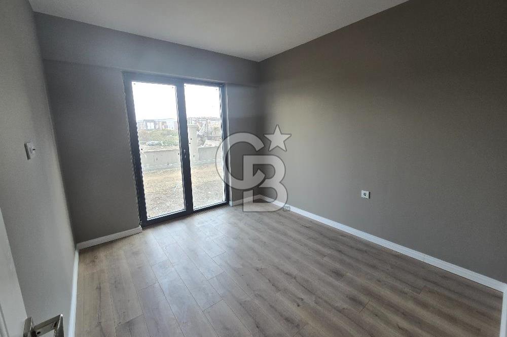 ÇANAKKALE MERKEZ/PARK ONYEDİ MAHAL'DE BAHÇE KATI 3+1  SATILIK DAİRE