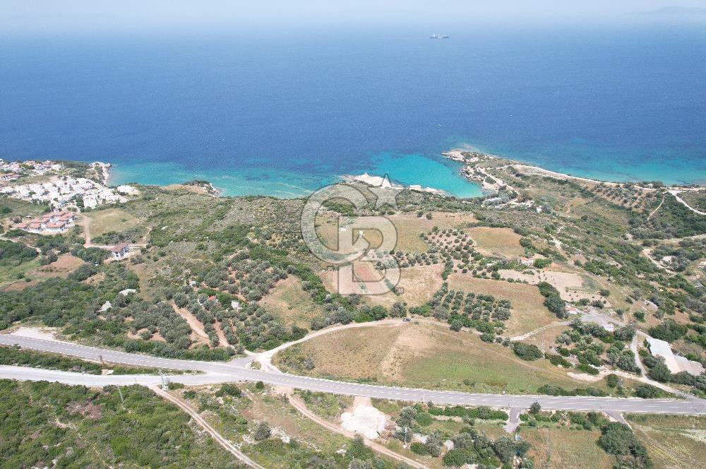 KARABURUNDA DENİZ MANZARALI ANAYOLA SIFIR KÖŞE PARSEL ARSA