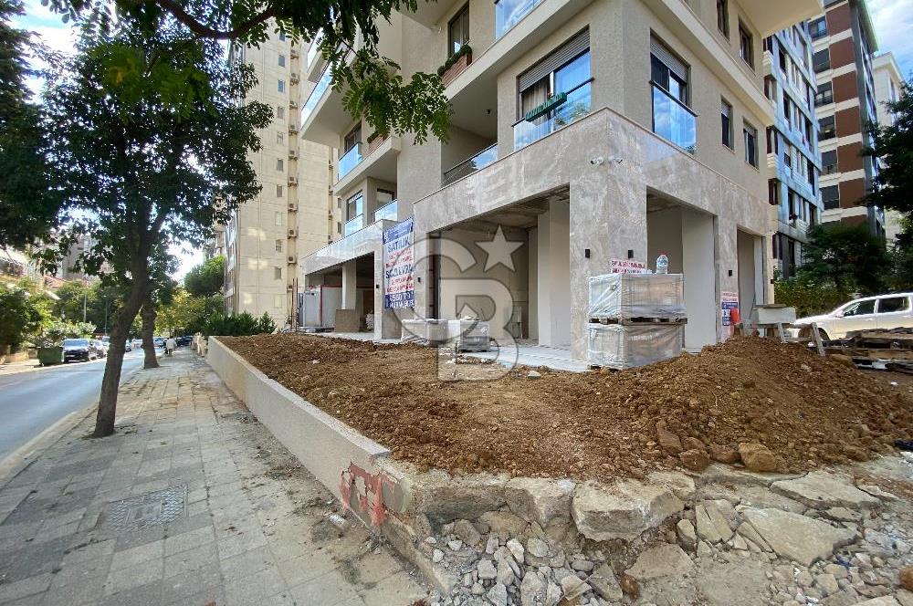 SUADİYEDE KÖŞE KONUMLU ÖN KULLANIMLI KURUMSALA KİRALIK 450M2