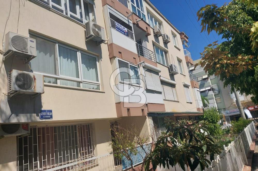 Karşıyaka Bahçelievlerde Cadde Üzerinde Kiralık 3+1 Daire