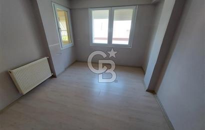 Karşıyaka Bahçelievlerde Cadde Üzerinde Kiralık 3+1 Daire