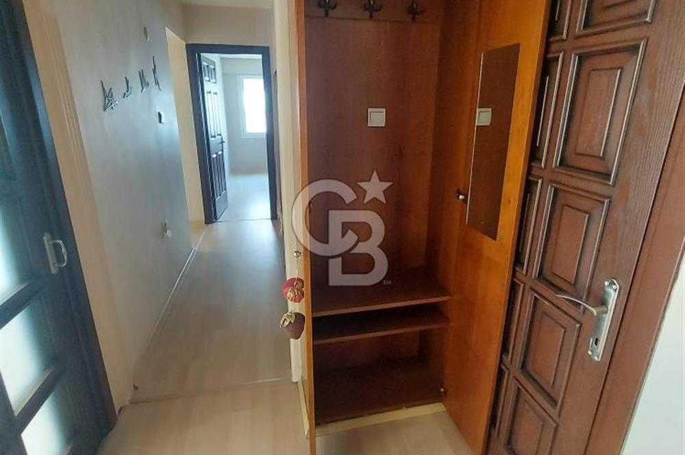 Karşıyaka Bahçelievlerde Cadde Üzerinde Kiralık 3+1 Daire