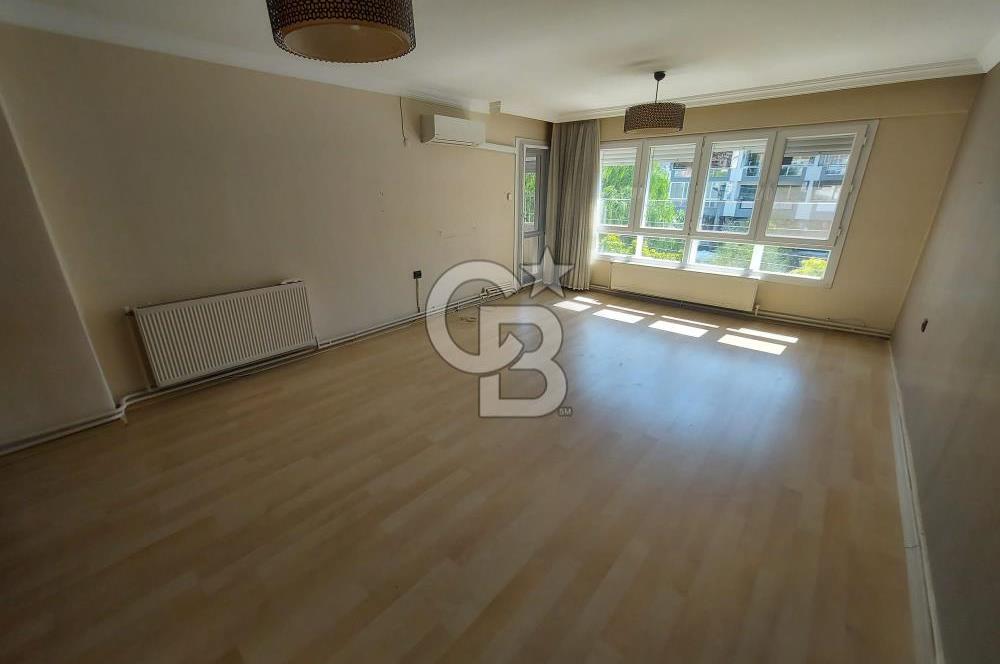 Karşıyaka Bahçelievlerde Cadde Üzerinde Kiralık 3+1 Daire