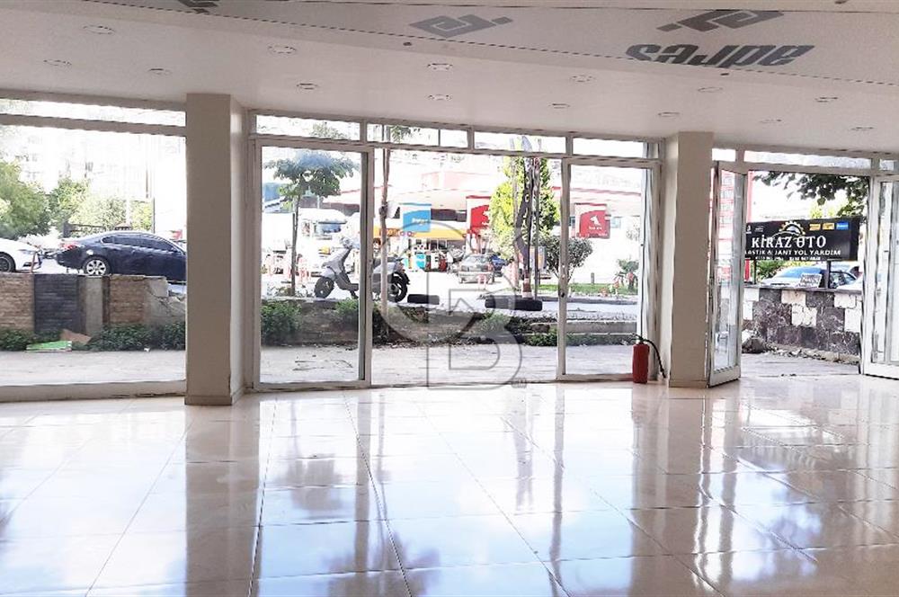 Kağıthane Cadde üzeri 130m2 Kapalı Alan, 50m2 Bahçeli Mağaza