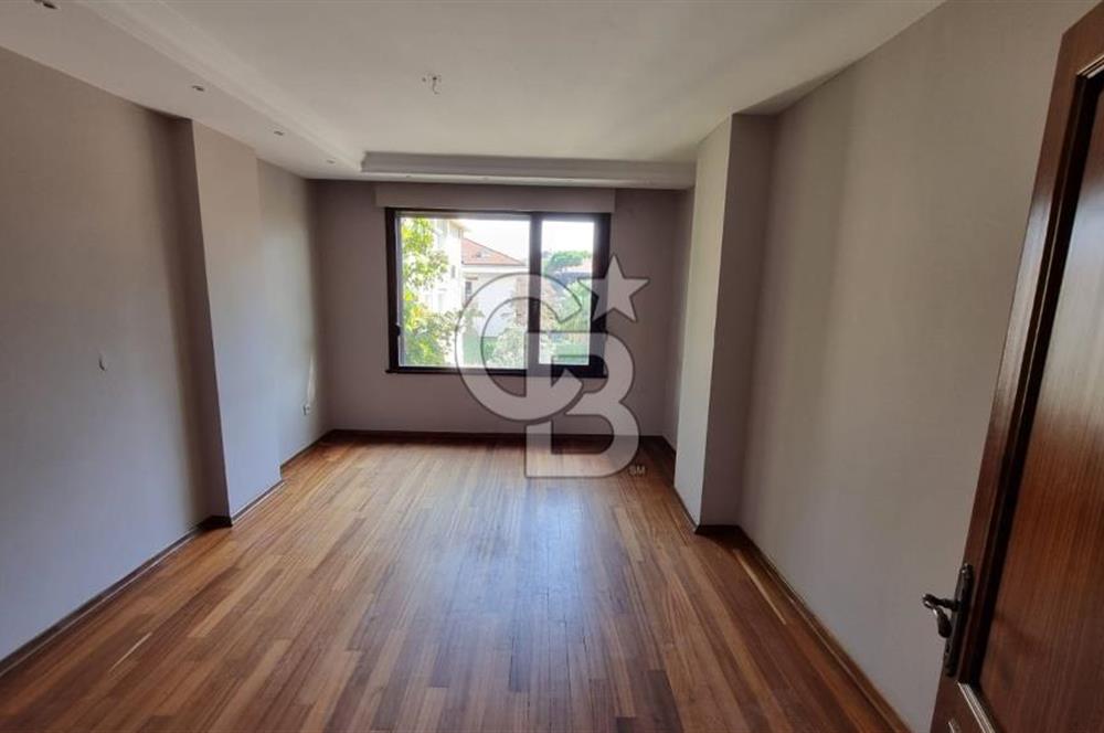 Suadiye Sahilde Havuzlu Güvenlikli Arakat 4+1 Kiralık Daire