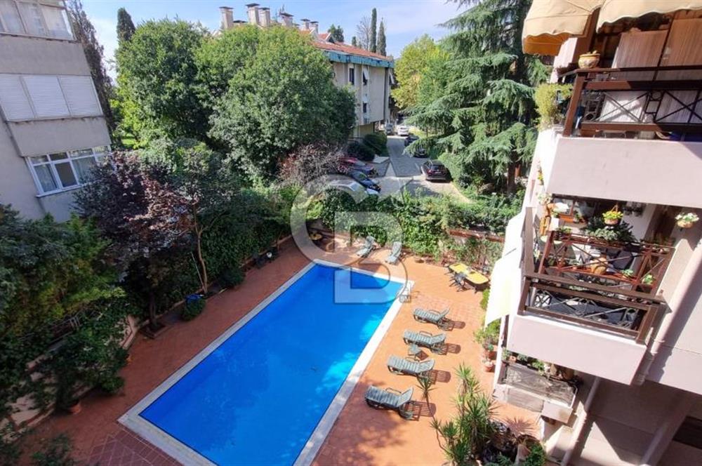 Suadiye Sahilde Havuzlu Güvenlikli Arakat 4+1 Kiralık Daire