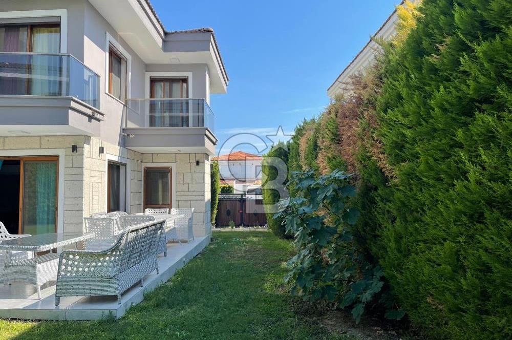 Çeşme Doğal Yaşam Sitesinde Satılık Villa