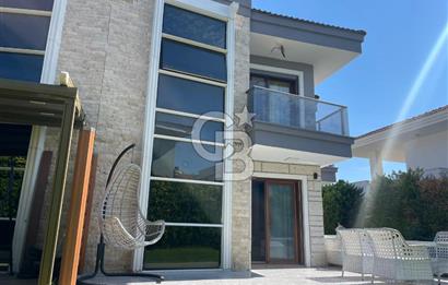 Çeşme Doğal Yaşam Sitesinde Satılık Villa