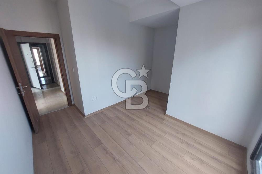 AŞAĞI DUDULLU MAHALLESİNDE 2+1 TERS DUBLEKS DAİRE