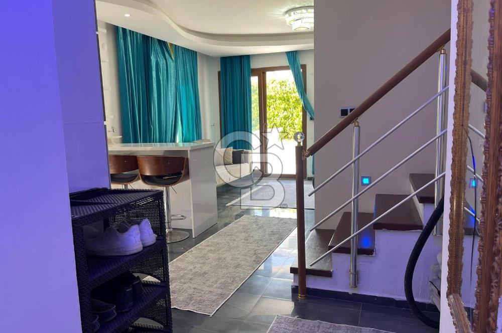 Çeşme Doğal Yaşam Sitesinde Satılık Villa