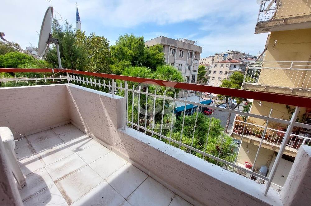 BORNOVA SÜVARİ CADDESİNDE 3+1 KİRALIK DAİRE