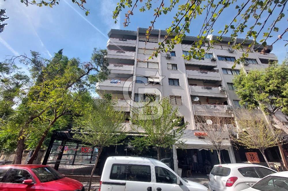 BORNOVA SÜVARİ CADDESİNDE 3+1 KİRALIK DAİRE