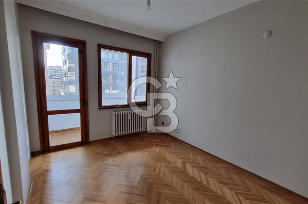 Bağdat Caddesi Sahil Bandı 4+1 Barbekülü Şömineli Kiralık Daire