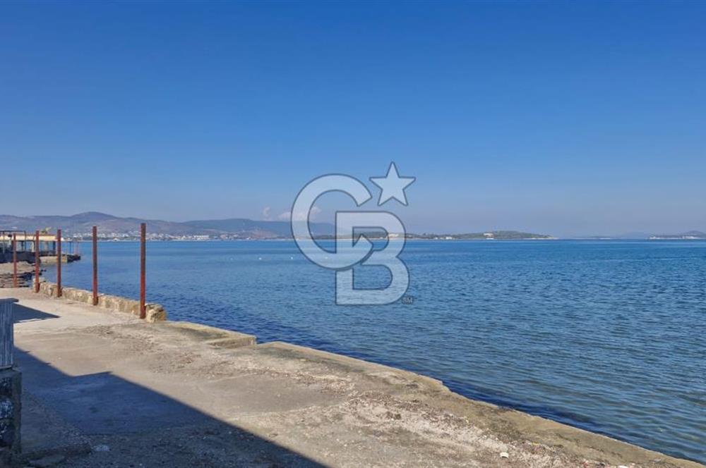 A PERFECTLY LOCATED SEAFRONT MANSION IN URLA