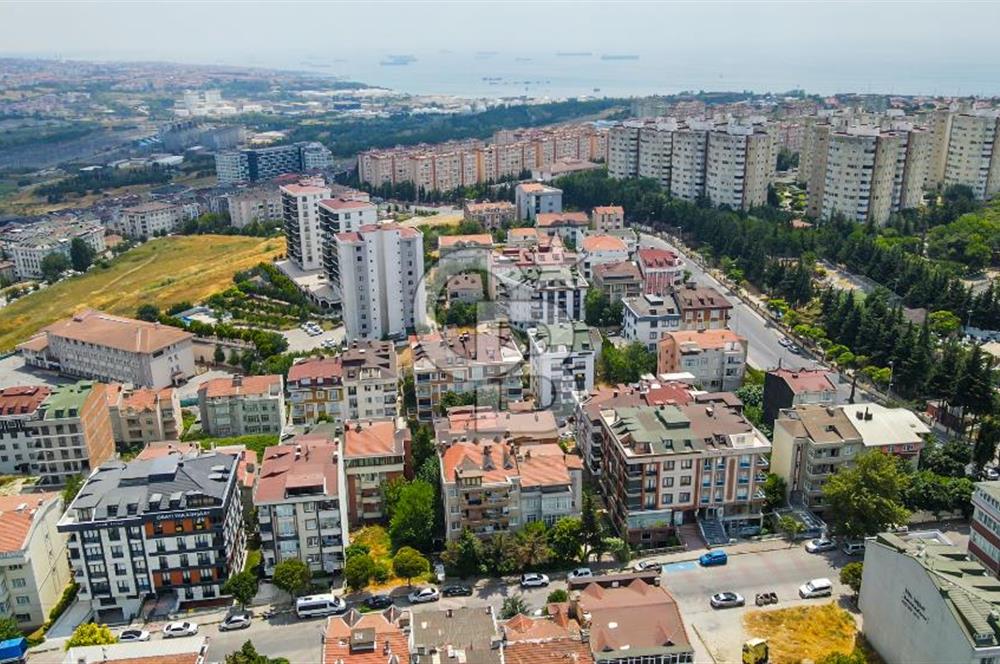 Yakuplu Ana Caddeye yakın 6 Katlı, 1050m2 Kapalı Alanlı bina