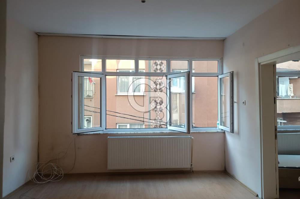 Kağıthane Ortabayır'da 60 m2 3. katta  2 oda 1 salon temiz boyalı kiralık daire