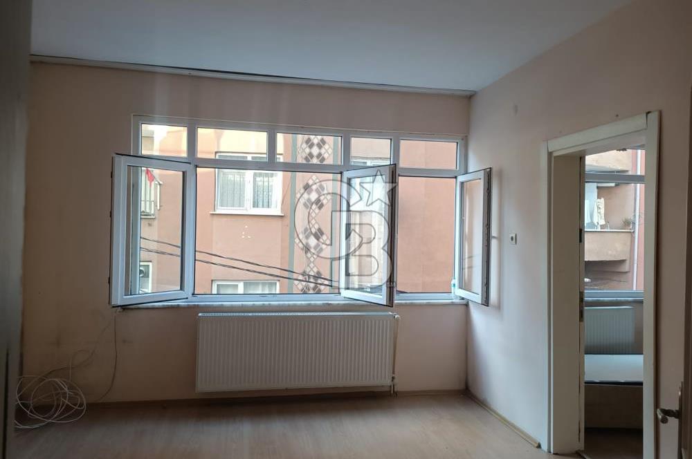 Kağıthane Ortabayır'da 60 m2 3. katta  2 oda 1 salon temiz boyalı kiralık daire