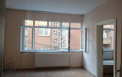 Kağıthane Ortabayır'da 60 m2 3. katta  2 oda 1 salon temiz boyalı kiralık daire