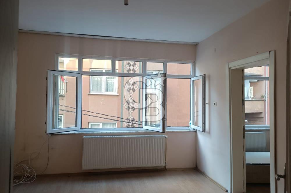 Kağıthane Ortabayır'da 60 m2 3. katta  2 oda 1 salon temiz boyalı kiralık daire