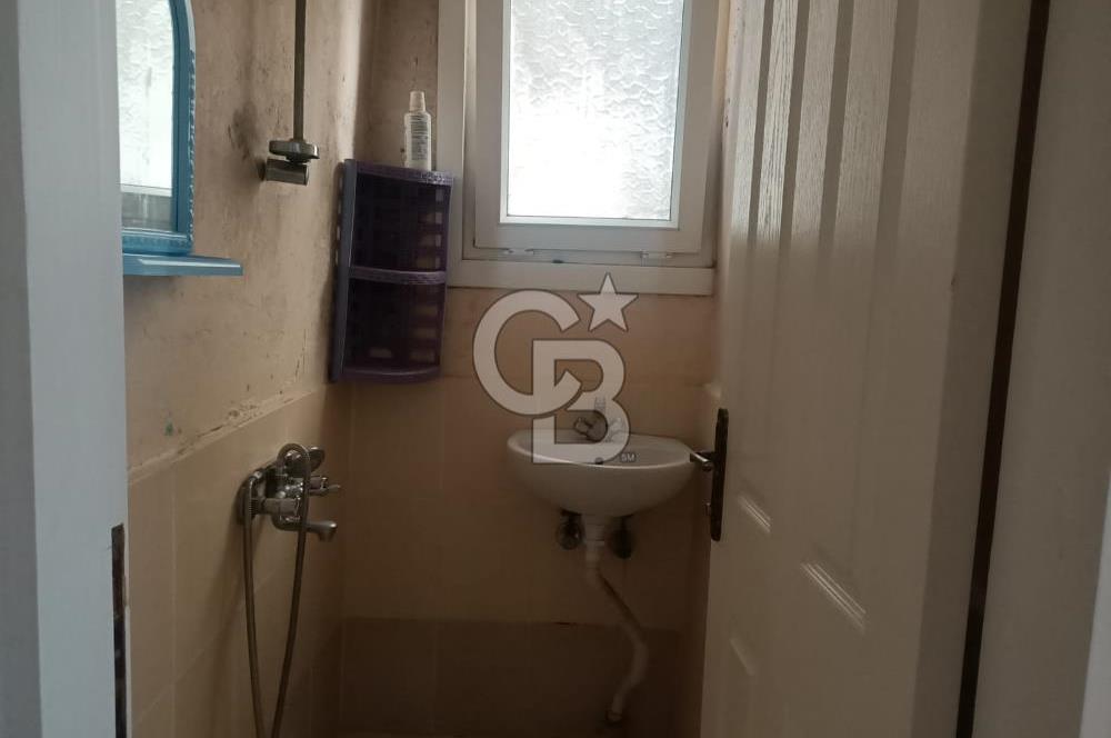 Kağıthane Ortabayır'da 60 m2 3. katta  2 oda 1 salon temiz boyalı kiralık daire