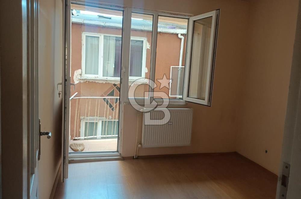 Kağıthane Ortabayır'da 60 m2 3. katta  2 oda 1 salon temiz boyalı kiralık daire