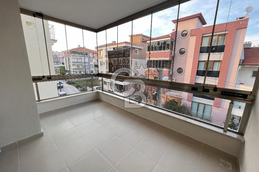 BALIKESİR PLEVNE MAH. MÜKEMMEL KONUMLU ARAKAT SATILIK 3+1 DAİRE