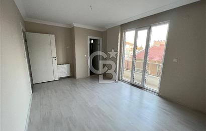 BALIKESİR PLEVNE MAH. MÜKEMMEL KONUMLU ARAKAT SATILIK 3+1 DAİRE