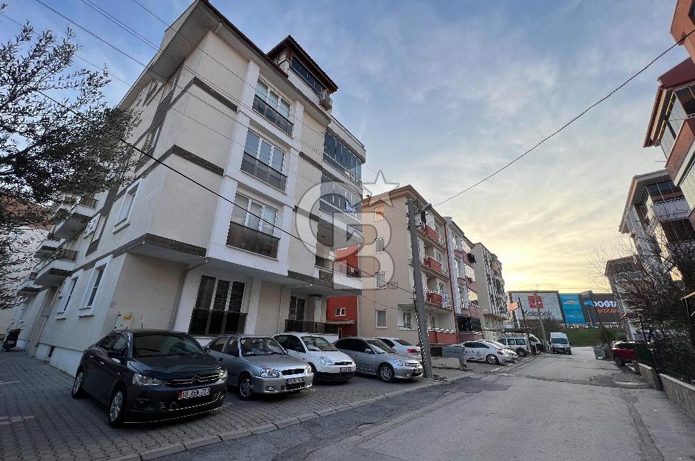 BALIKESİR PLEVNE MAH. MÜKEMMEL KONUMLU ARAKAT SATILIK 3+1 DAİRE