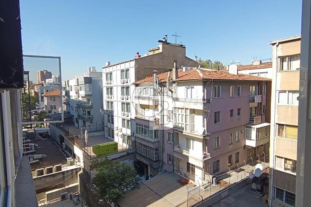 ANKARA ÇANKAYA KIZILAY İZMİR CADDESİNDE SATILIK OFİS/DAİRE 