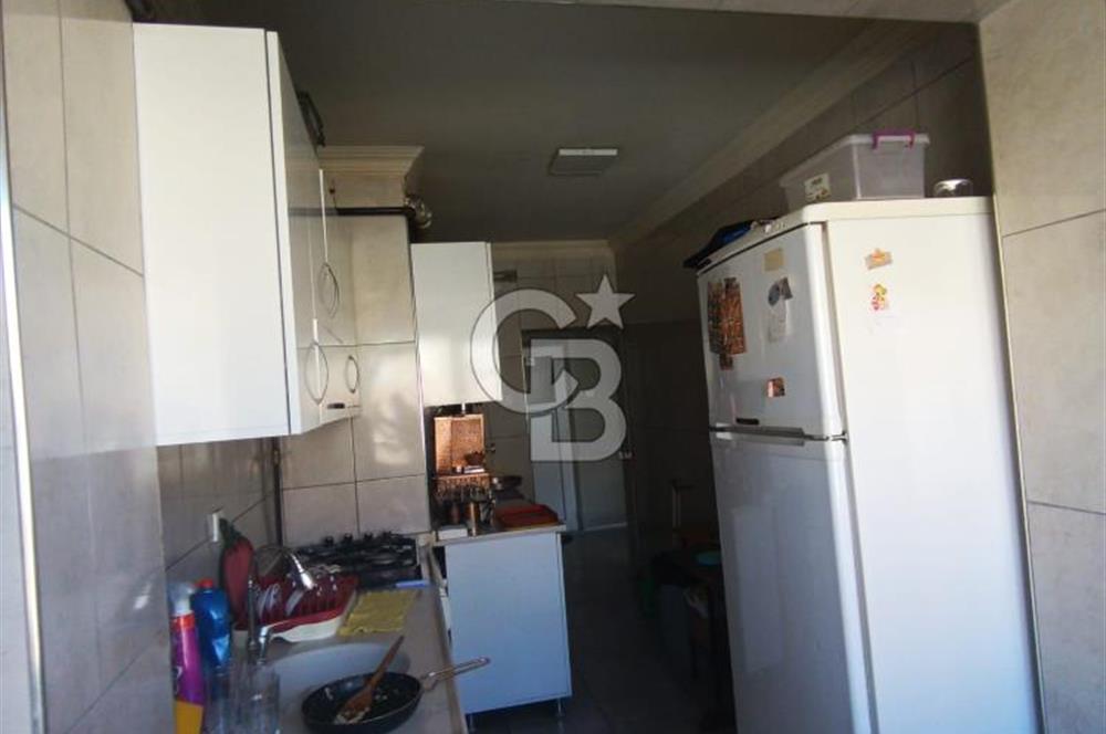 ANKARA ÇANKAYA KIZILAY İZMİR CADDESİNDE SATILIK OFİS/DAİRE 