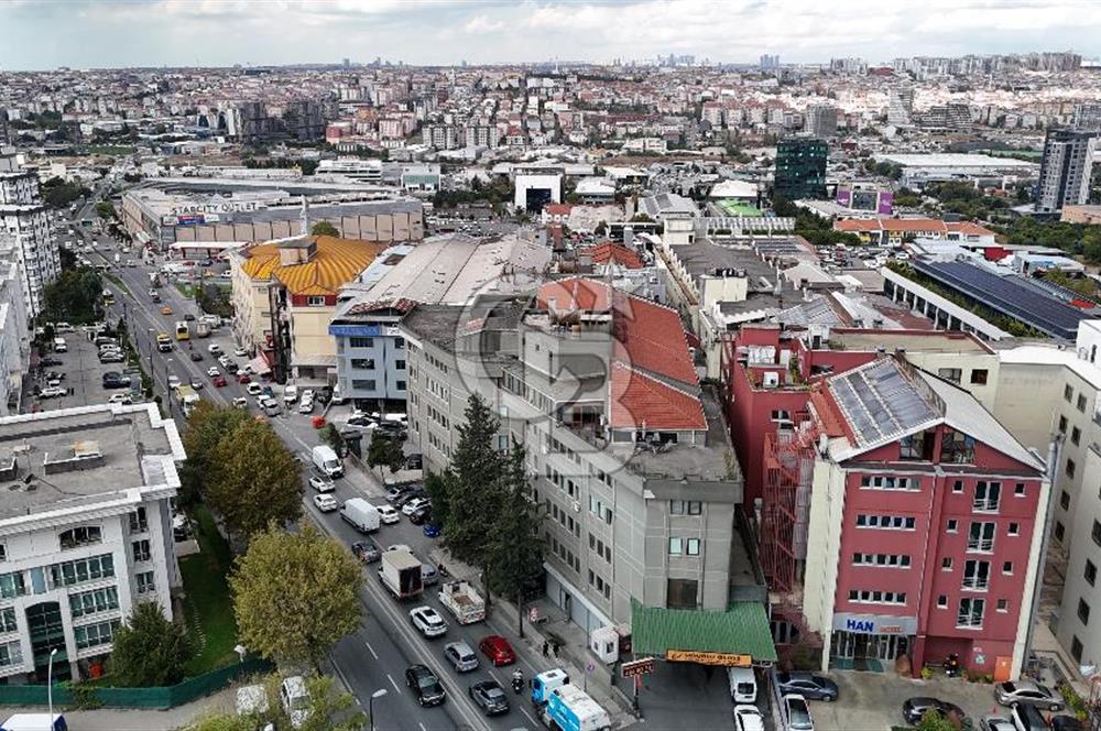 Yenibosna'da 150 Oda Projeli İnşaat Ruhsatı Alınmış SATILIK Bina