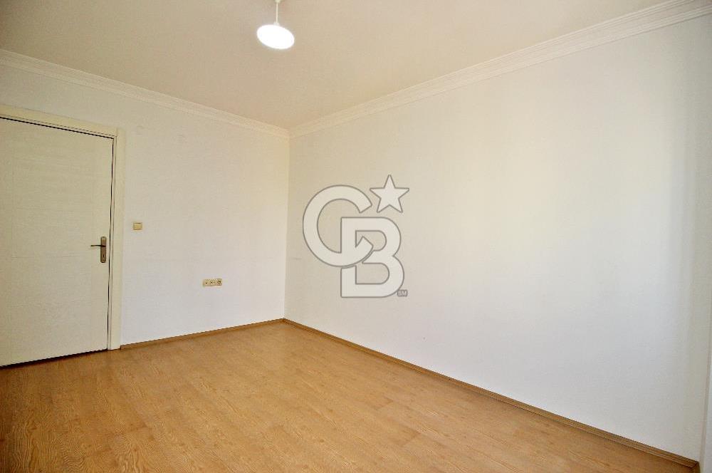 Eylem Keskin'den İzmir Sitesinde Kiralık Muhteşem 3+1 Daire