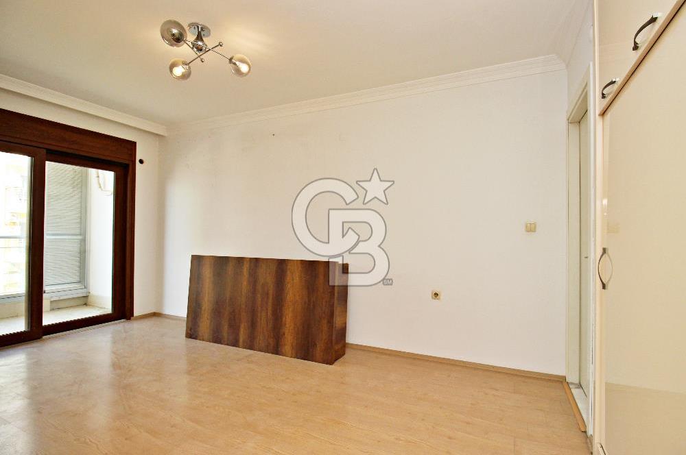 Eylem Keskin'den İzmir Sitesinde Kiralık Muhteşem 3+1 Daire