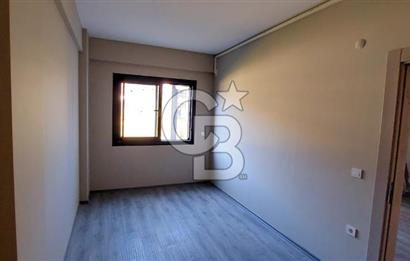 Menderes Cüneytbey'de Kış Bahçeli Havuz Cephe Kiralık 2+1