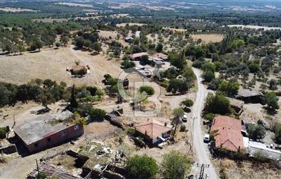 Bayramiç Palamutoba köy içinde evi bulunan satılık arsa 3755 m2