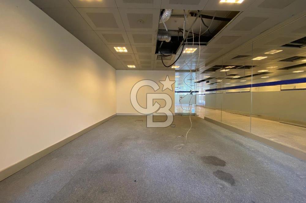 Kartal Soğanlık Atatürk Caddesi Üzerinde Kiralık Ofis 