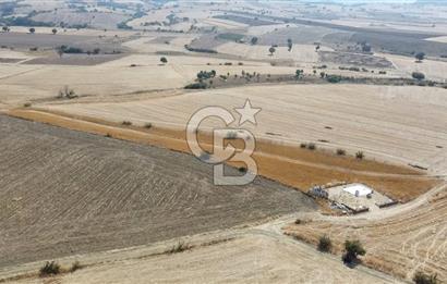 ÇANAKKALE ÖZBEK BURSA YOLUNDA EŞSİZ DOĞA MANZARALI SATILIK TARLA