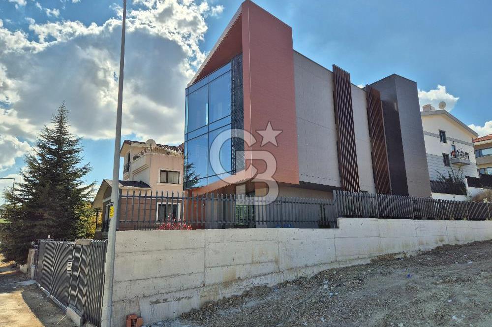 BİLKENT 3'TE YOLA CEPHE 480m2EN İYİ KONUMDA SATILIK KOMPLE BİNA