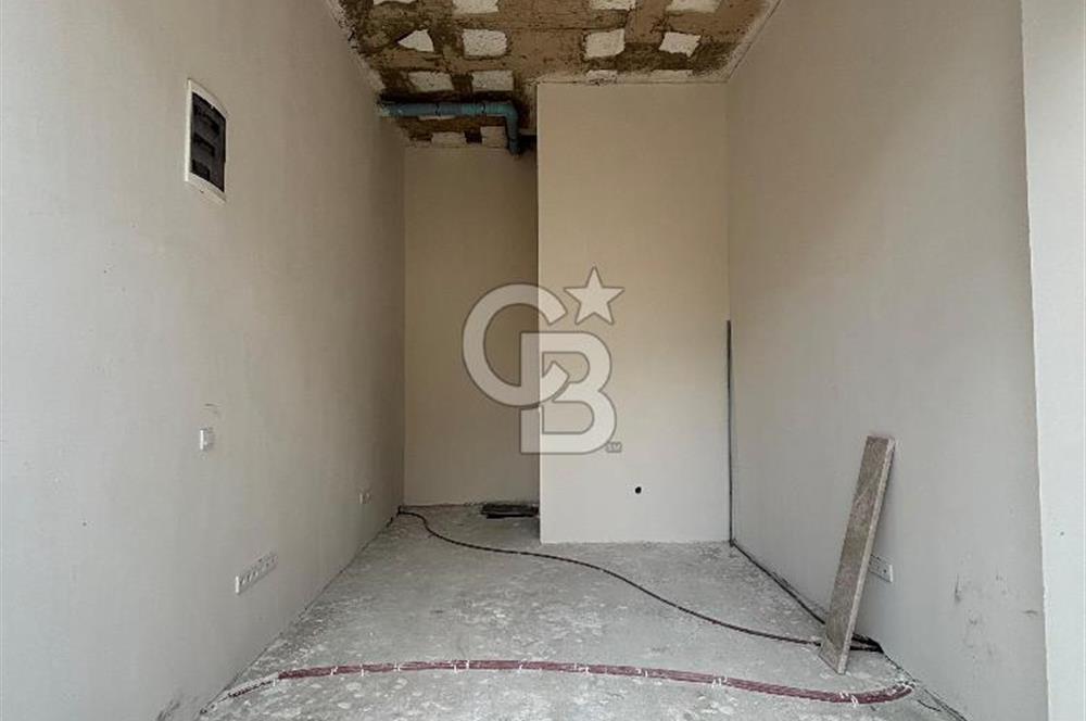 SUADİYE'DE KÖŞE KONUMLU,ÖN KULLANIMLI 30M2 SIFIR DÜKKAN!!!