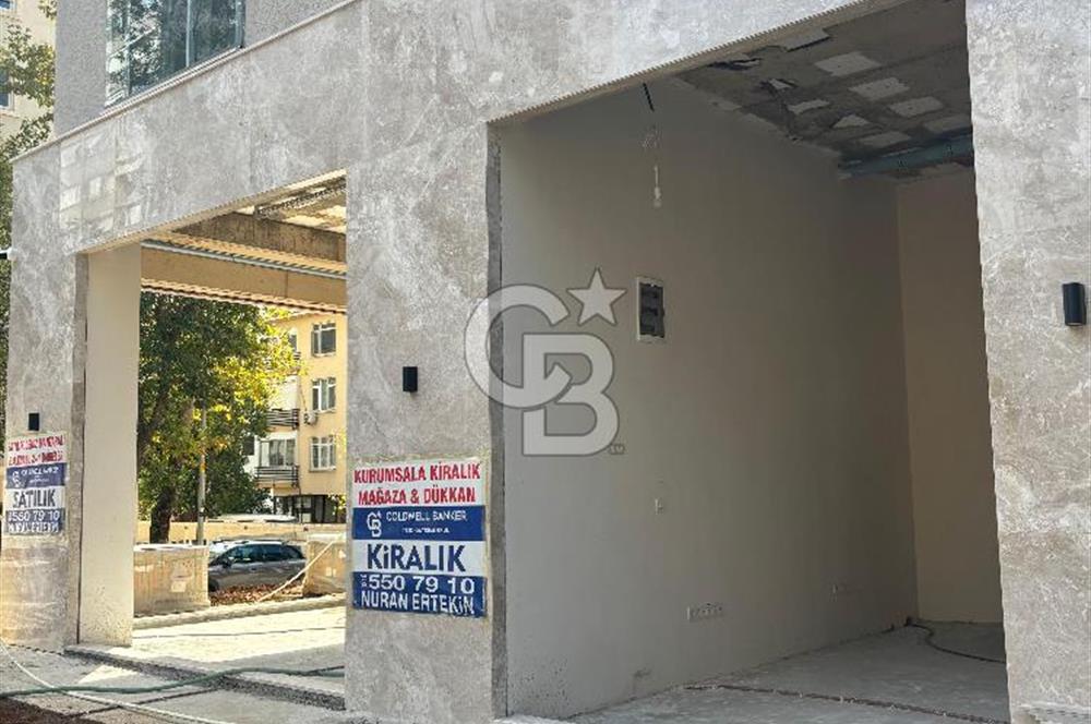 SUADİYE'DE KÖŞE KONUMLU,ÖN KULLANIMLI 30M2 SIFIR DÜKKAN!!!