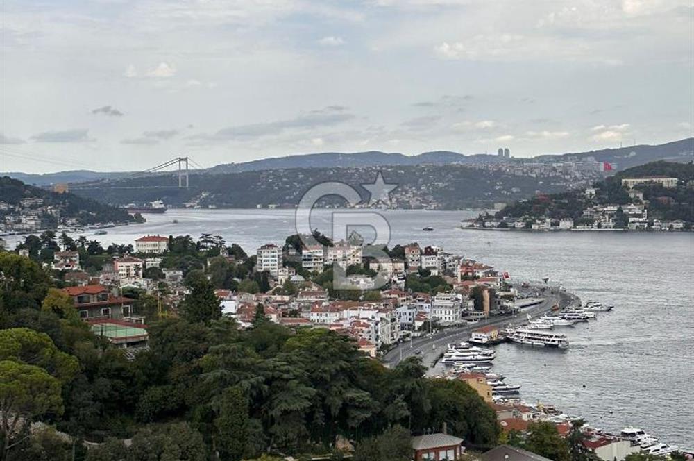 Kuruçeşme'de Boğaz Manzaralı 3 Kat Triplex Satılık Daire