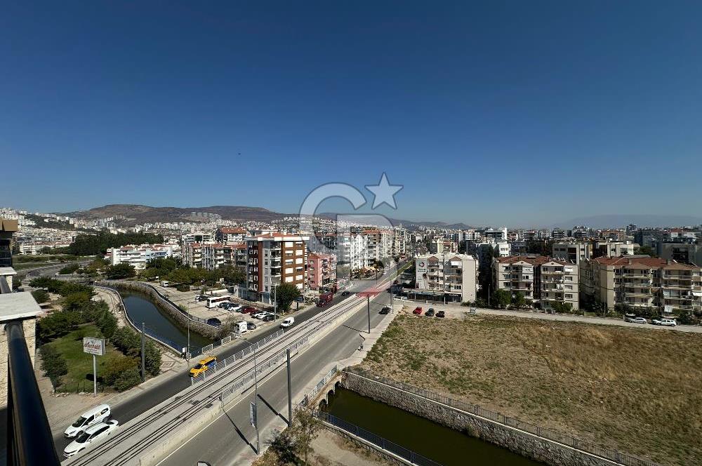 Çiğli Ataşehir'de Merkezi Konumda 7+1 Geniş ve Ferah Dubleks Daire - Deniz Manzaralı!