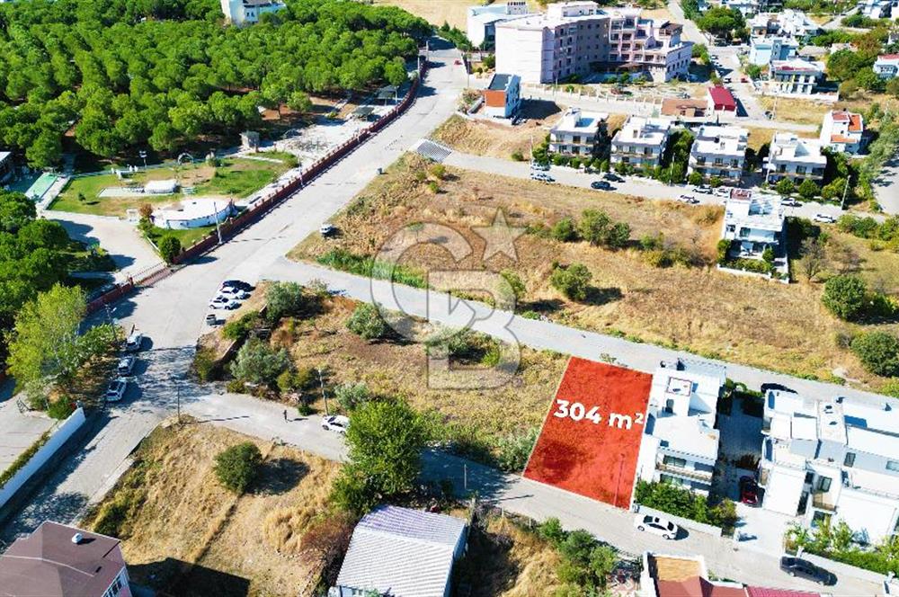 ÇANAKKALE KEPEZ SAHİLDE 304 M2 SATILIK VİLLA ARSASI