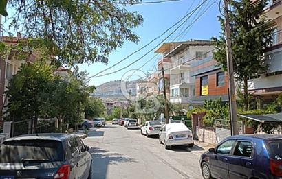 Bornova Atatürk Mahallesi'nde Villa İmarlı Satılık Arsa 