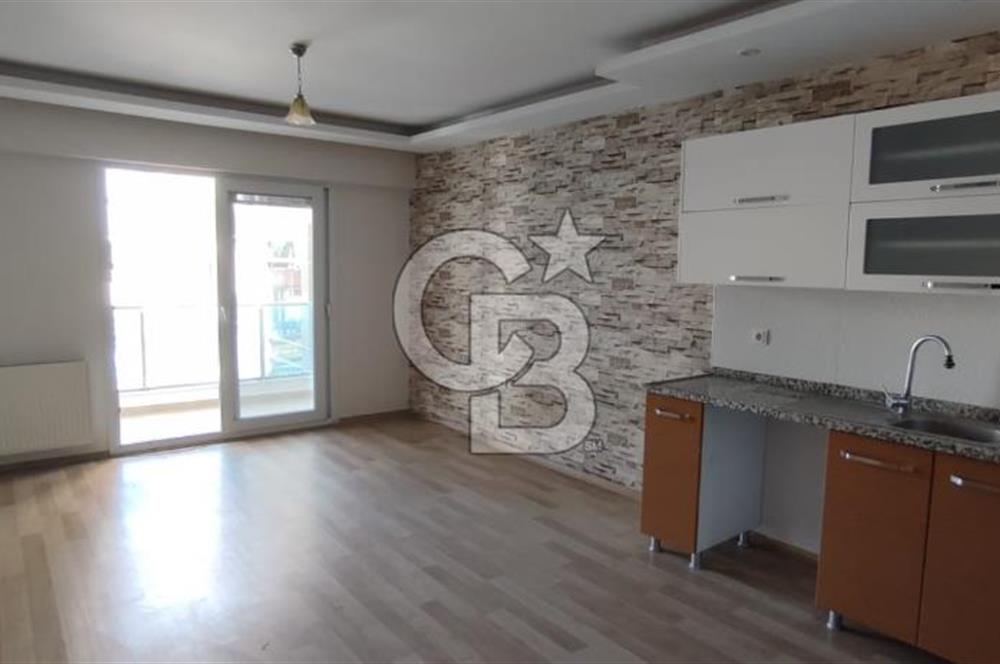 ÇİĞLİ HARMANDALI ŞANSLI EVLERDE ARA KAT 1+1 SATILIK DAİRE