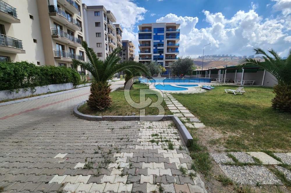 ÇİĞLİ HARMANDALI ŞANSLI EVLERDE ARA KAT 1+1 SATILIK DAİRE