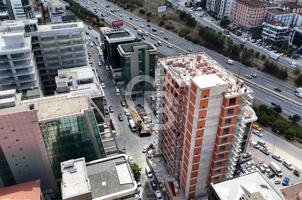 Ümraniye Tatlısu Mahallesinde Kiralık 420 m2 Dükkan