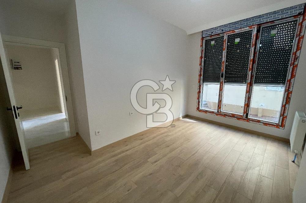 Acıbadem' de Yeni Lüks Binada 110 m2 3+1 Arakat Daire