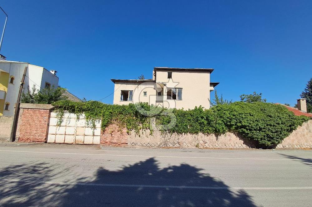 Talas Çardak Yanı 1638 M² Arsa ve Villa  